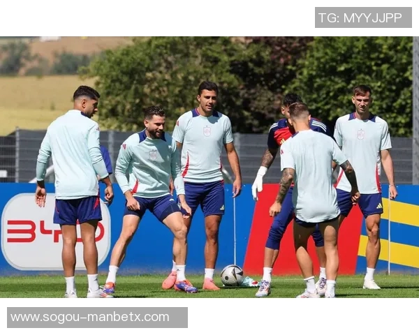 西班牙媒体报道阿尔瓦赛特对泰山中卫洛佩斯表现出浓厚兴趣